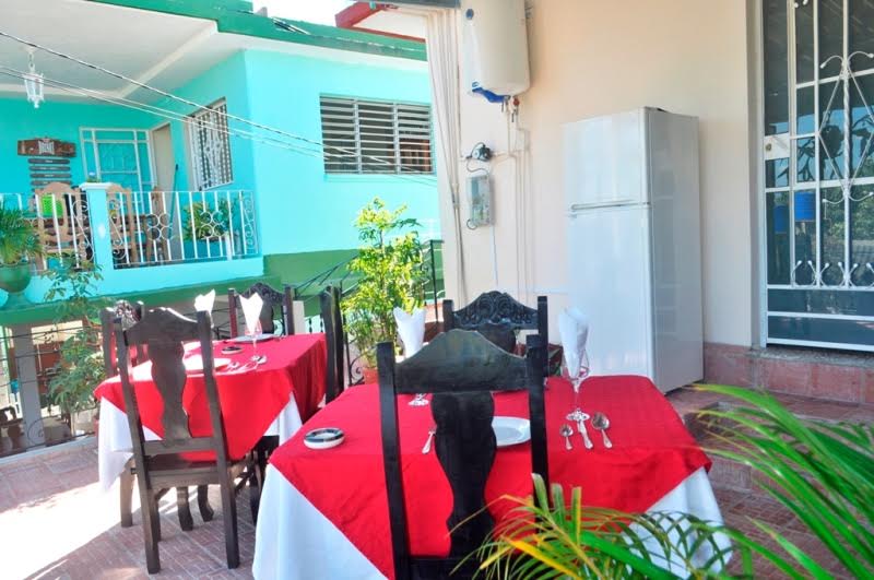 'Comedor en la terraza 2' Casas particulares are an alternative to hotels in Cuba.